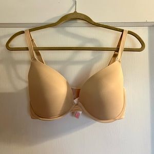 PINK by Victoria Secret Bra Size 34 DD Where Everywhere Push Up NUDE
